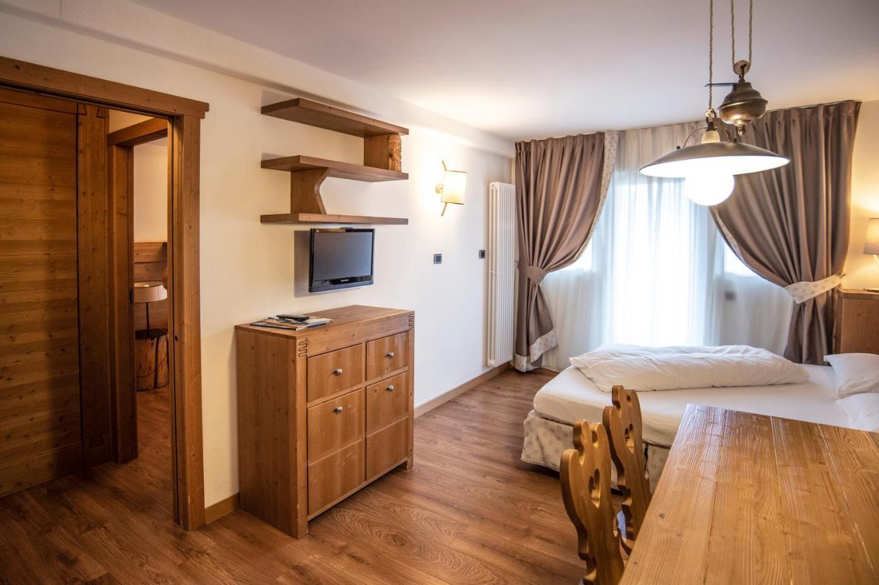 Adler Aparthotel Moena Esterno foto